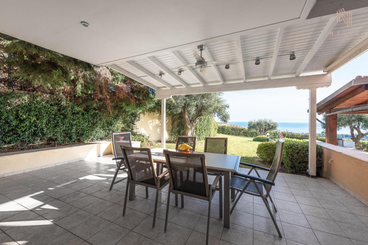 Breathtaking Villa, Nilie Hospitality Mgmt Posidi Exterior foto