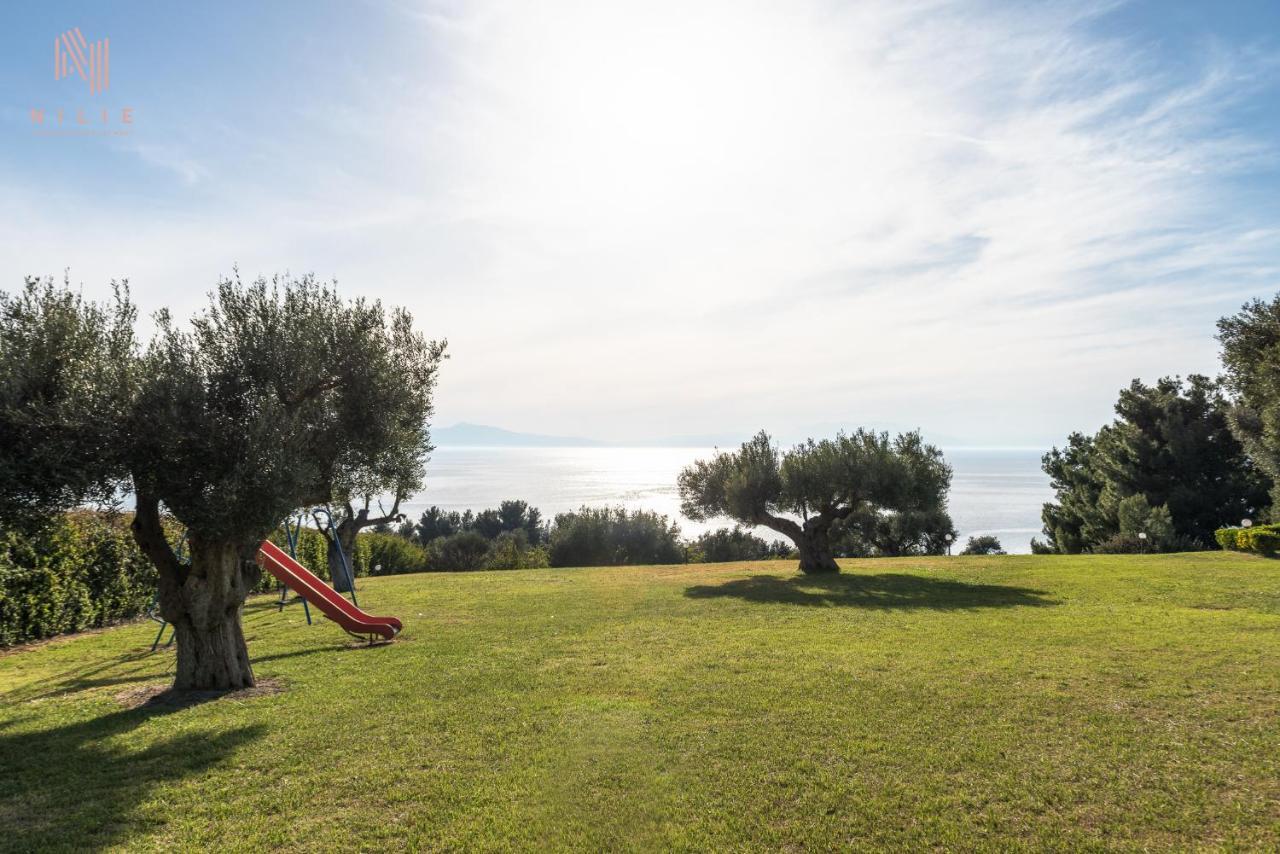 Breathtaking Villa, Nilie Hospitality Mgmt Posidi Exterior foto