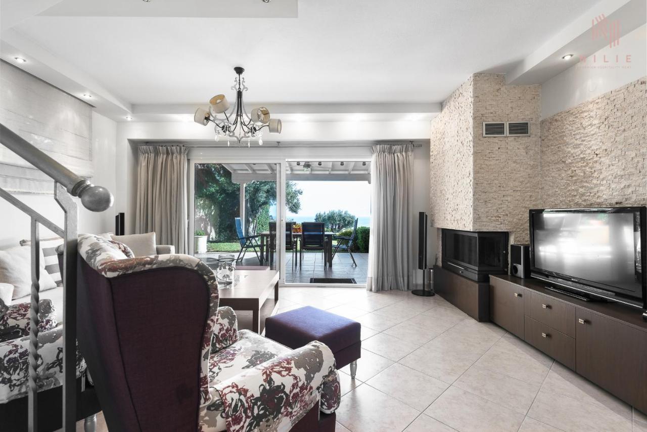 Breathtaking Villa, Nilie Hospitality Mgmt Posidi Exterior foto
